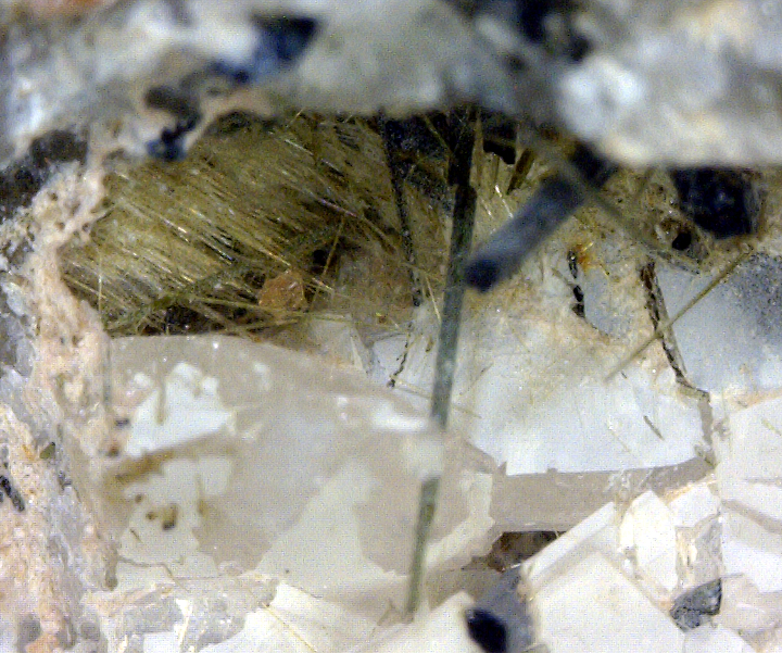 Steacyite (TL), Analcime, Bastnäsite-(Ce) & Raite(?), Mont Saint-Hilaire, Québec, Canada ex Ron Waddell