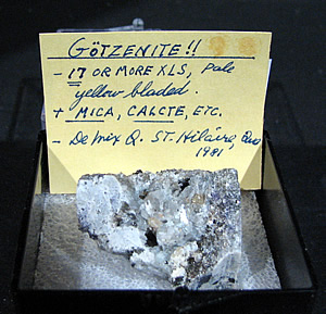 Götzenite, Natrolite, Fluorite, Calcite, Mica from Mont Saint-Hilaire, Québec, Canada, ex  Ron Waddell