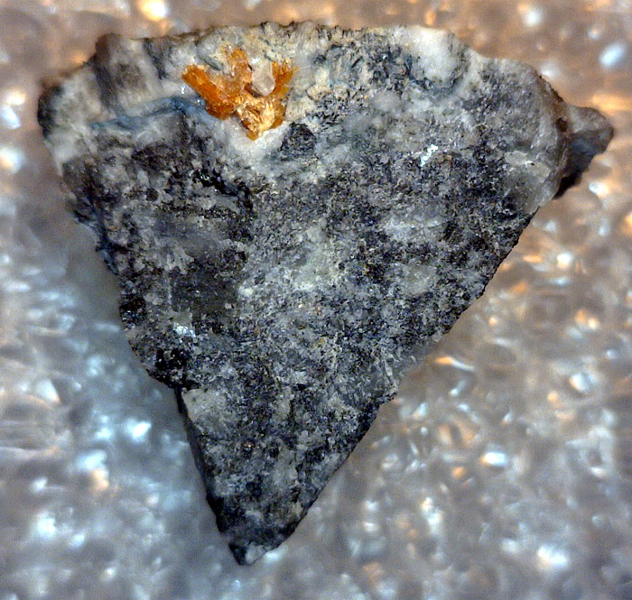 Labuntsovite, Poudrette Quarry, Mont Saint-Hilaire, Rouville RCM, Montérégie, Québec, Canada