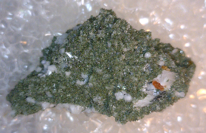 Labuntsovite, Poudrette Quarry, Mont Saint-Hilaire, Rouville RCM, Montérégie, Québec, Canada